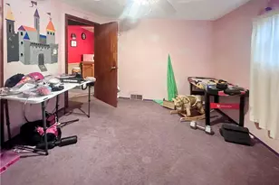 337 Greenbrier Rd, Weirton, WV 26062 - Photo 8