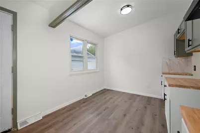 4543 Norfolk Avenue, Lorain, OH 44055 - Photo 8