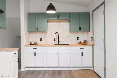 4543 Norfolk Avenue, Lorain, OH 44055 - Photo 12