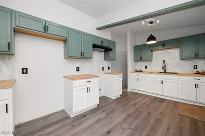 4543 Norfolk Avenue, Lorain, OH 44055 - Photo 10