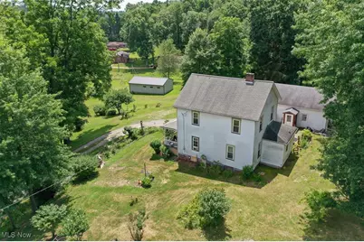 1728 Tall Timber Road NE, New Philadelphia, OH 44663 - Photo 2