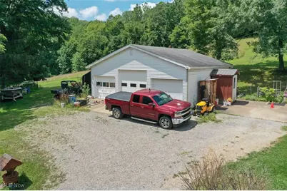 1728 Tall Timber Road NE, New Philadelphia, OH 44663 - Photo 6