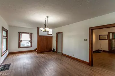 154 S Schenley Avenue, Youngstown, OH 44509 - Photo 8