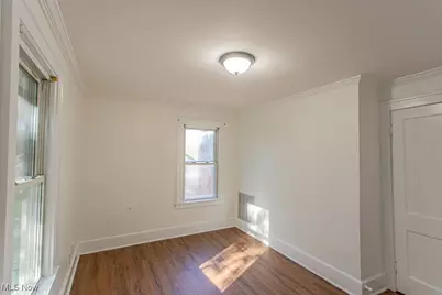 154 S Schenley Avenue, Youngstown, OH 44509 - Photo 22