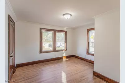 154 S Schenley Avenue, Youngstown, OH 44509 - Photo 16