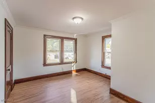 154 S Schenley Ave, Youngstown, OH 44509 - Photo 16