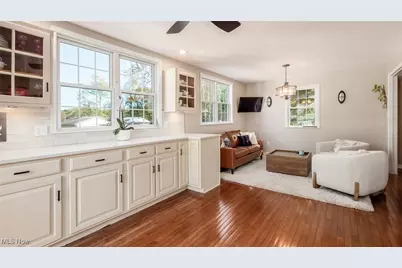 875 Orchard Hill Road, Zanesville, OH 43701 - Photo 8