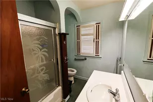 22 N Arlington Ave, Niles, OH 44446 - Photo 18