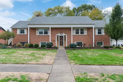 634 Edgewood Street SE, North Canton, OH 44720 - Photo 1