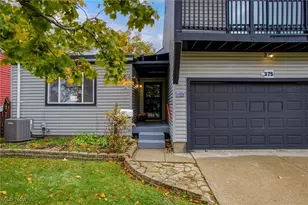 375 Big Bend Cir, Barberton, OH 44203 - Photo 4