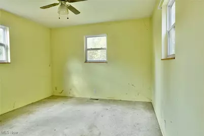 1200 Patchen Avenue SE, Warren, OH 44484 - Photo 16