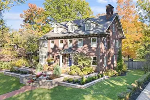 2683 Leighton Rd, Huber Heights, OH 44120 - Photo 2