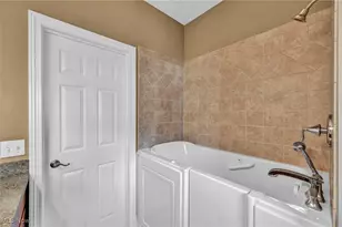 38514 N Beachview Rd, Willoughby, OH 44094 - Photo 18