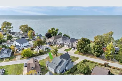 38514 N Beachview Road, Willoughby, OH 44094 - Photo 4