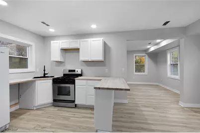 6870 Breck, North Ridgeville, OH 44039 - Photo 8