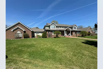 1173 Manchester Avenue SW, North Lawrence, OH 44666 - Photo 1