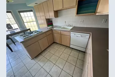 1173 Manchester Avenue SW, North Lawrence, OH 44666 - Photo 18