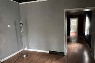 1752 Chester Ave, Wellsville, OH 43968 - Photo 6