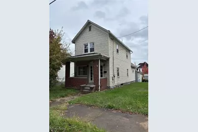 1752 Chester Avenue, Wellsville, OH 43968 - Photo 1