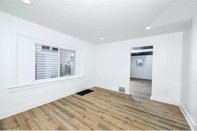 1074 Linden Avenue, Akron, OH 44310 - Photo 16