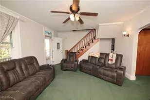 152 Pennsylvania Ave, Chester, WV 26034 - Photo 2