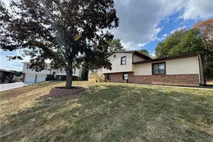 2840 Farmington Cir SW, Canton, OH 44706 - Photo 1