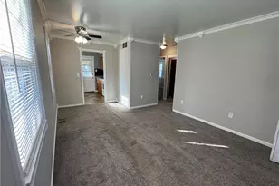 324 E 235th St, Euclid, OH 44123 - Photo 14