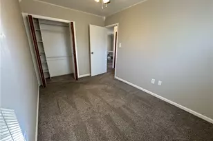 324 E 235th St, Euclid, OH 44123 - Photo 20