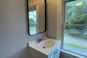 1305 Curtis St, Akron, OH 44301 - Photo 16