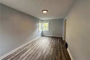 1305 Curtis St, Akron, OH 44301 - Photo 6