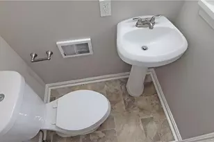 17718 Lomond Blvd, Huber Heights, OH 44122 - Photo 8