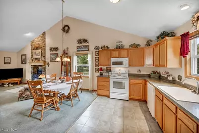 1073 Ashview Drive, Madison, OH 44057 - Photo 14