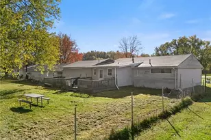 1046 W Ohio Ave, Sebring, OH 44672 - Photo 24