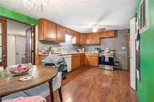 1046 W Ohio Ave, Sebring, OH 44672 - Photo 12