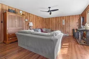 1046 W Ohio Ave, Sebring, OH 44672 - Photo 6