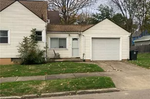 2354 21st St SW, Akron, OH 44314 - Photo 2