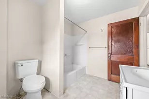 2408 S Linden Ave, Alliance, OH 44601 - Photo 14