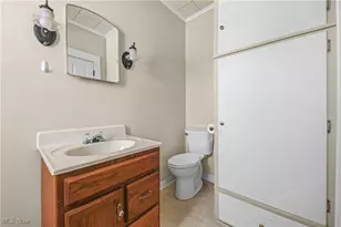 2408 S Linden Ave, Alliance, OH 44601 - Photo 30