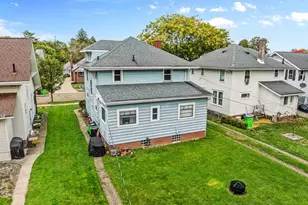 2408 S Linden Ave, Alliance, OH 44601 - Photo 2