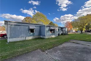 57 Redwood Dr, Beloit, OH 44609 - Photo 4