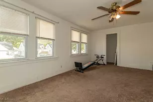 934 E 223rd St, Euclid, OH 44123 - Photo 16