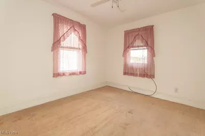 934 E 223rd Street, Euclid, OH 44123 - Photo 24