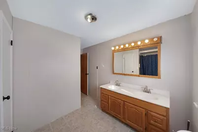 19498 Frischkorn Drive, Wellsville, OH 43968 - Photo 12