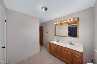 19498 Frischkorn Dr, Wellsville, OH 43968 - Photo 12