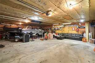 1422 Slagle Dr, Akron, OH 44312 - Photo 24
