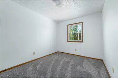 5614 S Nantucket Drive, Lorain, OH 44053 - Photo 32