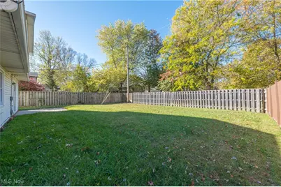 5614 S Nantucket Drive, Lorain, OH 44053 - Photo 44