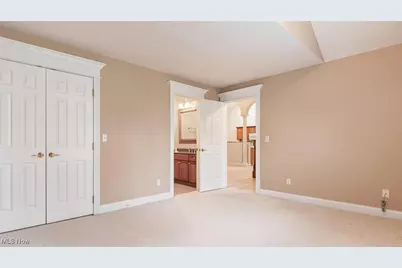 3490 Regans Way, Zanesville, OH 43701 - Photo 12