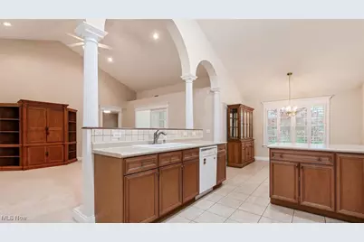 3490 Regans Way, Zanesville, OH 43701 - Photo 6