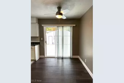 1054 Karen Drive, Akron, OH 44313 - Photo 12